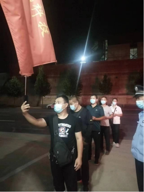 同心戰(zhàn)“疫”,守護月圓——安彩高科打響疫情防控和安全生產(chǎn)“雙線戰(zhàn)疫”