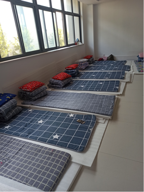 同心戰(zhàn)“疫”,守護月圓——安彩高科打響疫情防控和安全生產(chǎn)“雙線戰(zhàn)疫”